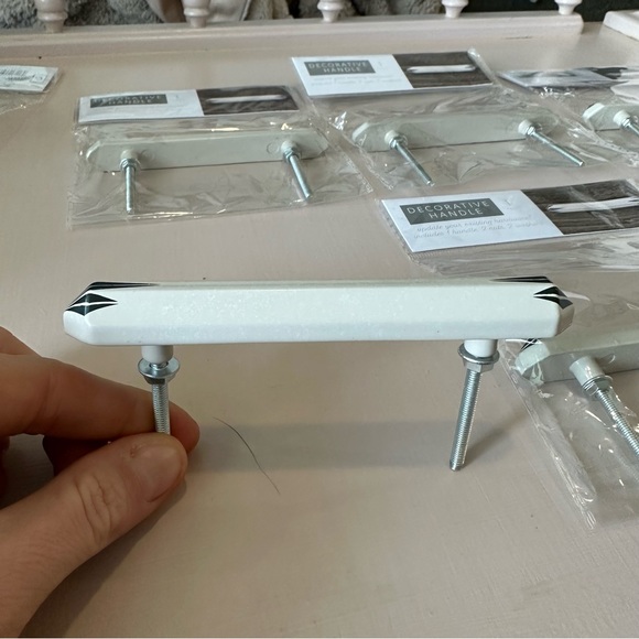 Cabinet Handle Drawers Pulls Set of 6 W&B NWT - Picture 4 of 10